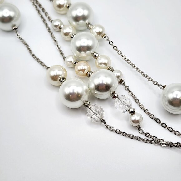 THE LIMITED Imitation Pearl and Faceted Bead Long Layered Necklace - Picture 2 of 7